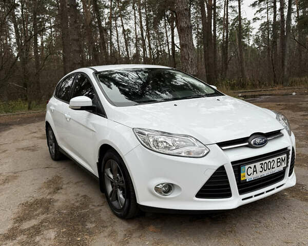 Белый Форд Фокус, объемом двигателя 1 л и пробегом 104 тыс. км за 7200 $, фото 1 на Automoto.ua