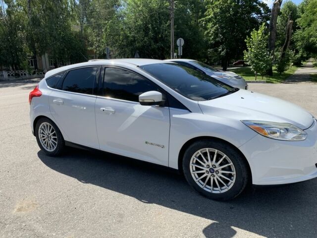 Білий Форд Фокус, об'ємом двигуна 0 л та пробігом 92 тис. км за 8190 $, фото 18 на Automoto.ua