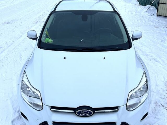 Белый Форд Фокус, объемом двигателя 1.6 л и пробегом 226 тыс. км за 7500 $, фото 1 на Automoto.ua