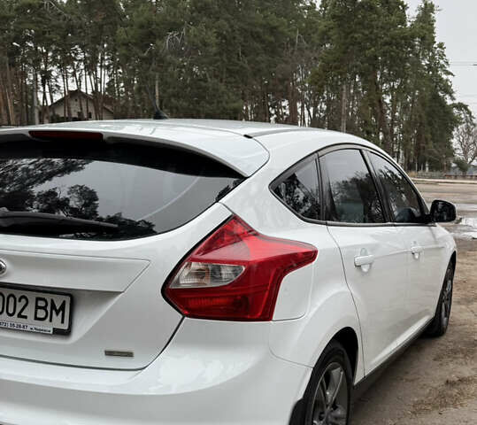 Белый Форд Фокус, объемом двигателя 1 л и пробегом 104 тыс. км за 7200 $, фото 3 на Automoto.ua
