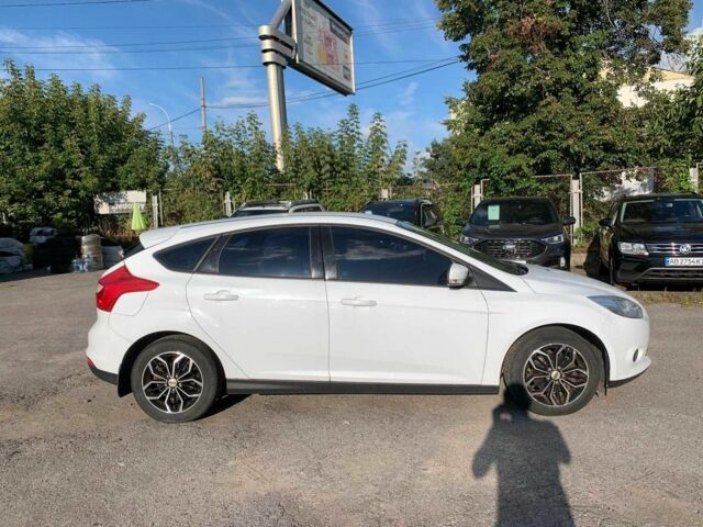 Білий Форд Фокус, об'ємом двигуна 1 л та пробігом 112 тис. км за 6984 $, фото 3 на Automoto.ua