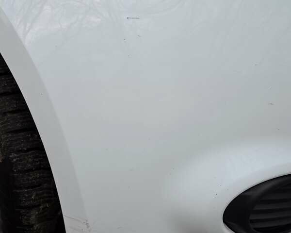 Белый Форд Фокус, объемом двигателя 1.6 л и пробегом 152 тыс. км за 7500 $, фото 12 на Automoto.ua