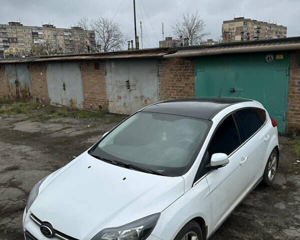 Белый Форд Фокус, объемом двигателя 1 л и пробегом 58 тыс. км за 7300 $, фото 1 на Automoto.ua