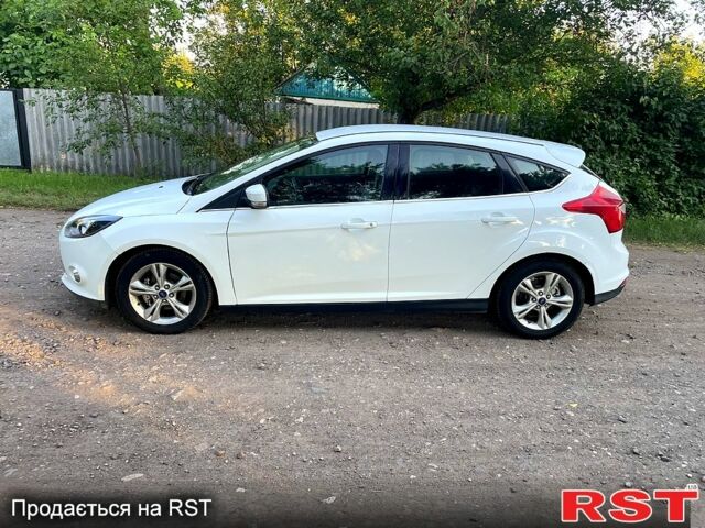 Белый Форд Фокус, объемом двигателя 1 л и пробегом 135 тыс. км за 5500 $, фото 2 на Automoto.ua
