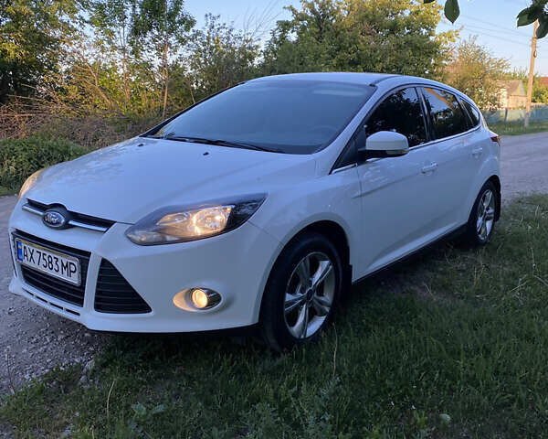 Белый Форд Фокус, объемом двигателя 1 л и пробегом 170 тыс. км за 6800 $, фото 2 на Automoto.ua