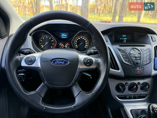 Белый Форд Фокус, объемом двигателя 1 л и пробегом 104 тыс. км за 7200 $, фото 11 на Automoto.ua