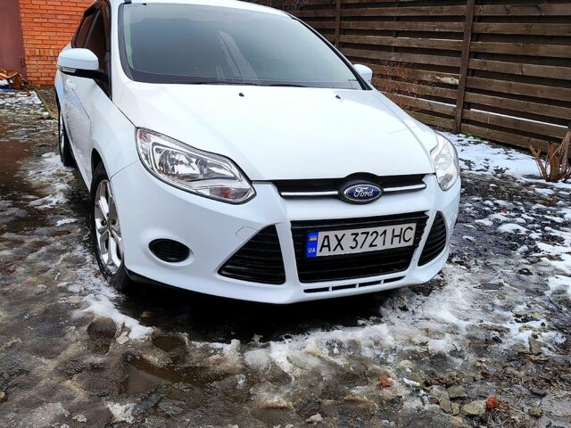 Білий Форд Фокус, об'ємом двигуна 1 л та пробігом 215 тис. км за 6000 $, фото 2 на Automoto.ua