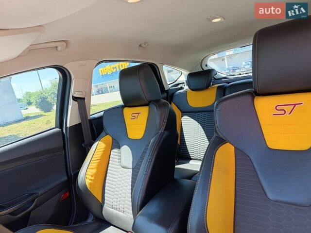 Білий Форд Фокус, об'ємом двигуна 1 л та пробігом 210 тис. км за 6500 $, фото 7 на Automoto.ua
