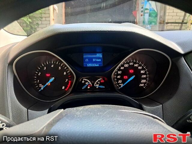 Белый Форд Фокус, объемом двигателя 1.6 л и пробегом 126 тыс. км за 8100 $, фото 3 на Automoto.ua