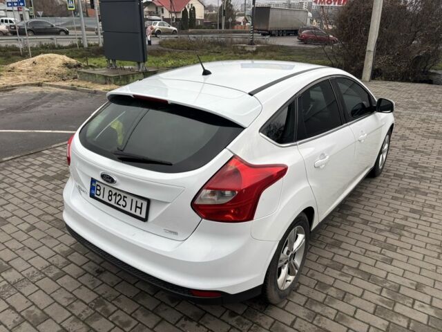 Белый Форд Фокус, объемом двигателя 1 л и пробегом 160 тыс. км за 5990 $, фото 8 на Automoto.ua