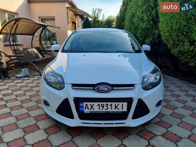 Белый Форд Фокус, объемом двигателя 1 л и пробегом 124 тыс. км за 5850 $, фото 2 на Automoto.ua