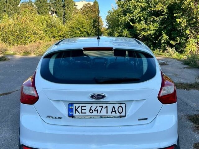 Білий Форд Фокус, об'ємом двигуна 1 л та пробігом 170 тис. км за 5700 $, фото 4 на Automoto.ua