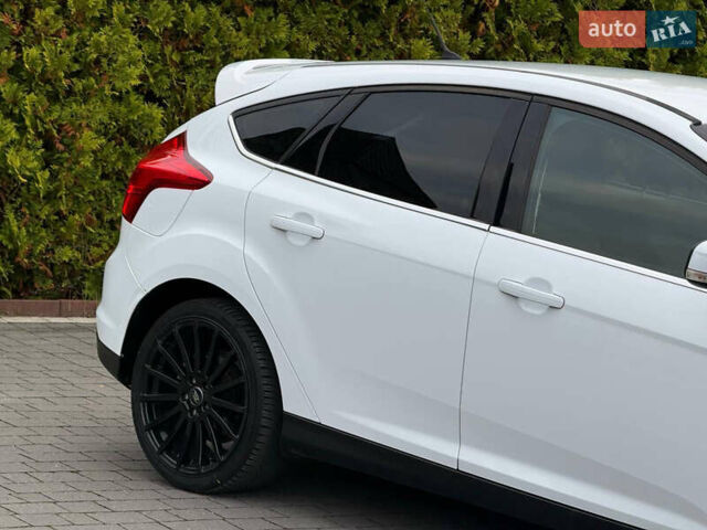 Білий Форд Фокус, об'ємом двигуна 1.6 л та пробігом 227 тис. км за 8600 $, фото 10 на Automoto.ua