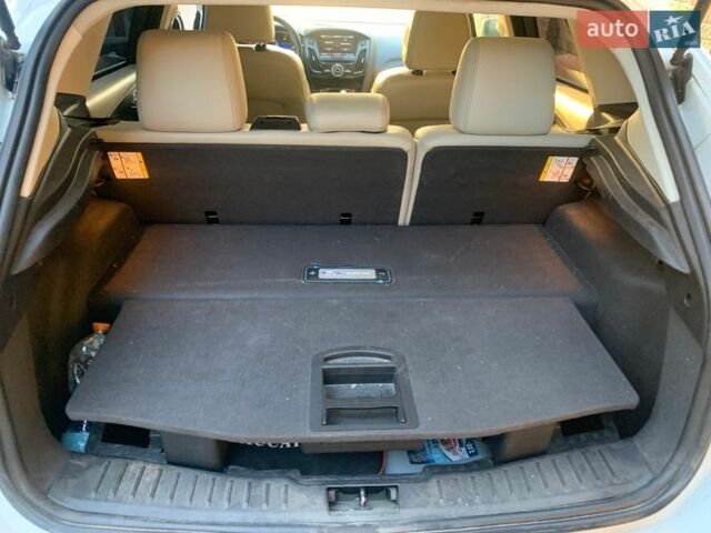 Білий Форд Фокус, об'ємом двигуна 0 л та пробігом 145 тис. км за 6400 $, фото 12 на Automoto.ua