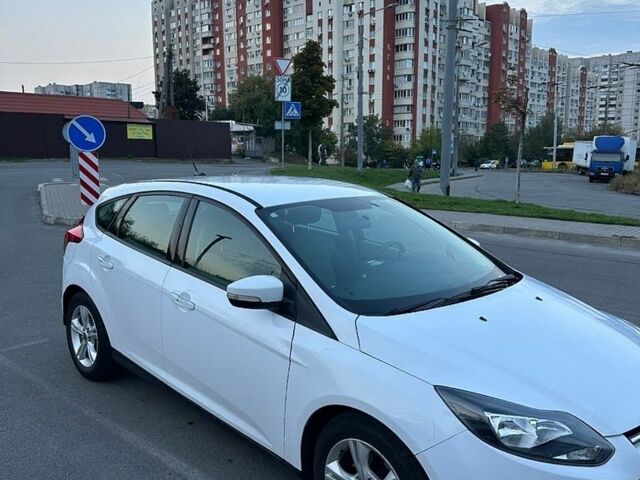 Білий Форд Фокус, об'ємом двигуна 2 л та пробігом 208 тис. км за 6800 $, фото 21 на Automoto.ua