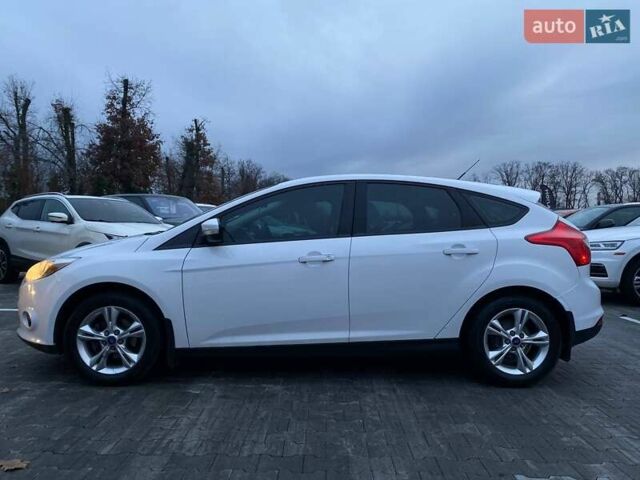 Белый Форд Фокус, объемом двигателя 2 л и пробегом 226 тыс. км за 6990 $, фото 7 на Automoto.ua