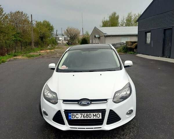 Білий Форд Фокус, об'ємом двигуна 1 л та пробігом 188 тис. км за 6600 $, фото 1 на Automoto.ua