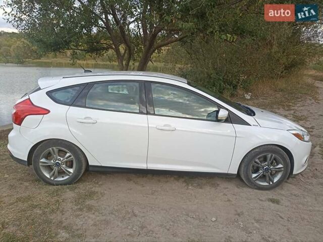 Белый Форд Фокус, объемом двигателя 2 л и пробегом 180 тыс. км за 7800 $, фото 7 на Automoto.ua
