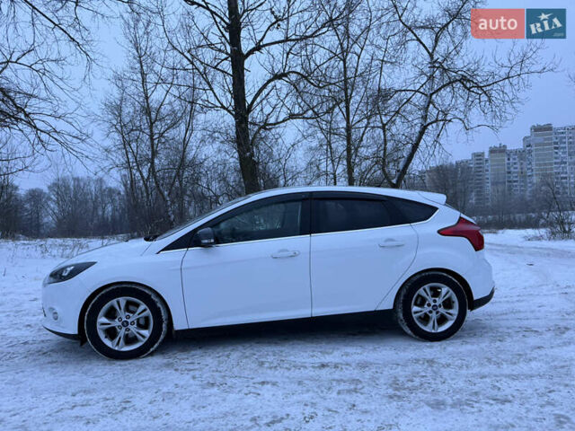 Білий Форд Фокус, об'ємом двигуна 1 л та пробігом 55 тис. км за 7900 $, фото 6 на Automoto.ua