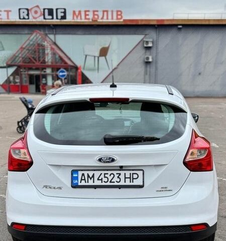 Белый Форд Фокус, объемом двигателя 2 л и пробегом 177 тыс. км за 7700 $, фото 4 на Automoto.ua