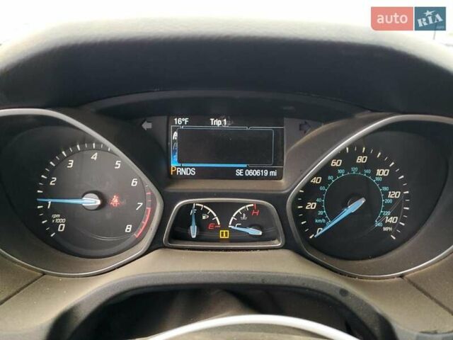 Білий Форд Фокус, об'ємом двигуна 2 л та пробігом 60 тис. км за 500 $, фото 8 на Automoto.ua