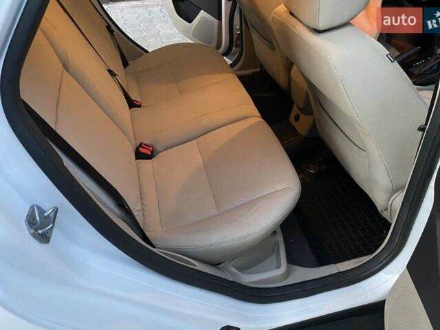 Білий Форд Фокус, об'ємом двигуна 0 л та пробігом 118 тис. км за 6300 $, фото 7 на Automoto.ua