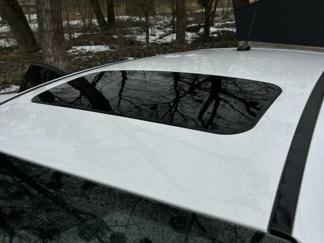 Білий Форд Фокус, об'ємом двигуна 2 л та пробігом 308 тис. км за 5950 $, фото 5 на Automoto.ua