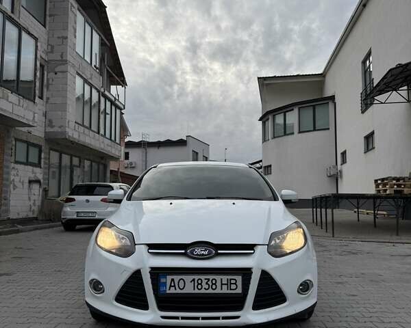 Белый Форд Фокус, объемом двигателя 1 л и пробегом 163 тыс. км за 5900 $, фото 3 на Automoto.ua