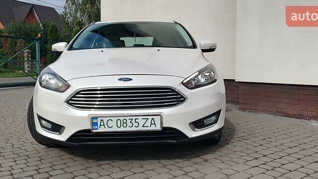 Белый Форд Фокус, объемом двигателя 0 л и пробегом 135 тыс. км за 7700 $, фото 3 на Automoto.ua
