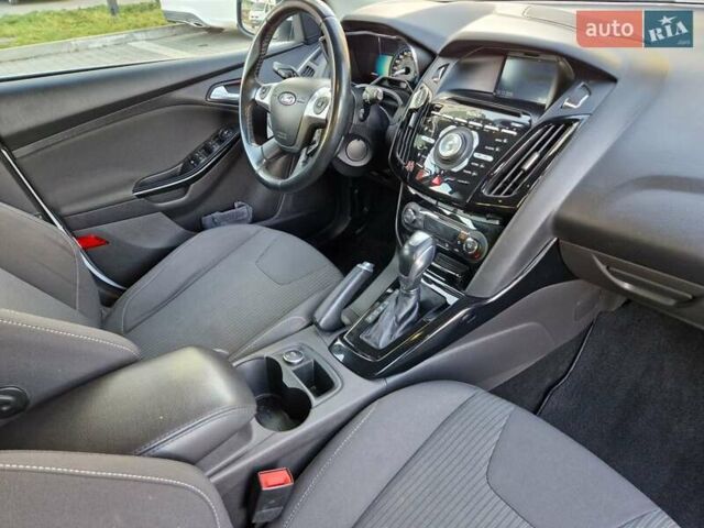 Білий Форд Фокус, об'ємом двигуна 0 л та пробігом 65 тис. км за 5999 $, фото 33 на Automoto.ua