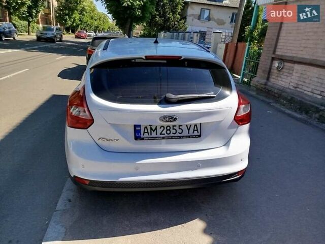 Белый Форд Фокус, объемом двигателя 0 л и пробегом 100 тыс. км за 7300 $, фото 2 на Automoto.ua