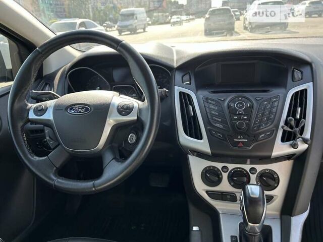 Белый Форд Фокус, объемом двигателя 2 л и пробегом 161 тыс. км за 8900 $, фото 15 на Automoto.ua