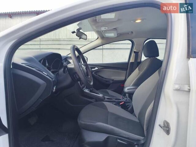 Білий Форд Фокус, об'ємом двигуна 2 л та пробігом 163 тис. км за 8500 $, фото 8 на Automoto.ua