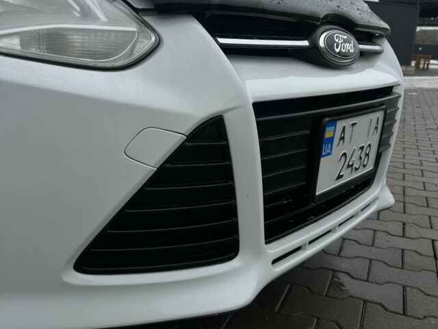 Білий Форд Фокус, об'ємом двигуна 2 л та пробігом 308 тис. км за 5950 $, фото 2 на Automoto.ua