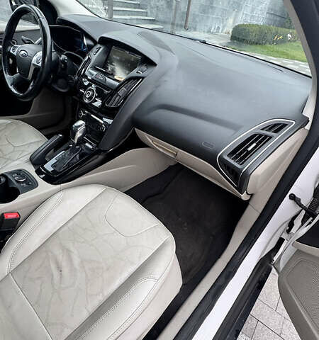 Білий Форд Фокус, об'ємом двигуна 0 л та пробігом 147 тис. км за 5600 $, фото 14 на Automoto.ua