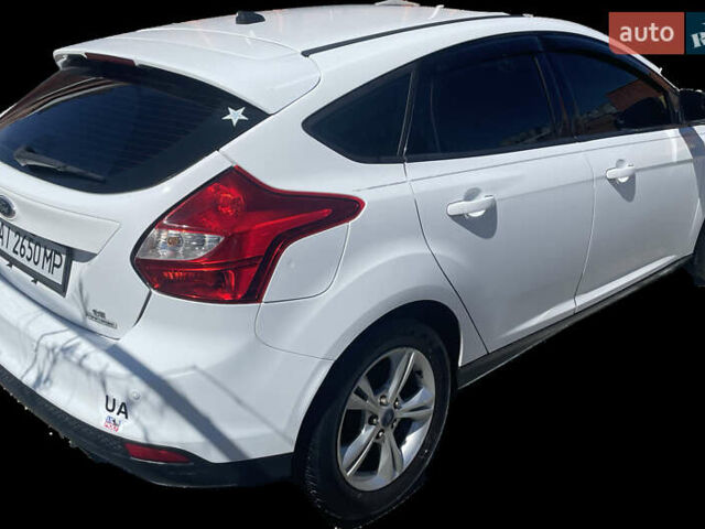 Форд Фокус 2014 в Хмельницком на Automoto.ua Белый Форд Фокус, объемом двигателя 2 л и пробегом 206 тыс. км за 7999 $, фото 4 на Automoto.ua