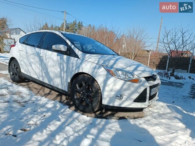 Білий Форд Фокус, об'ємом двигуна 2 л та пробігом 214 тис. км за 7000 $, фото 5 на Automoto.ua