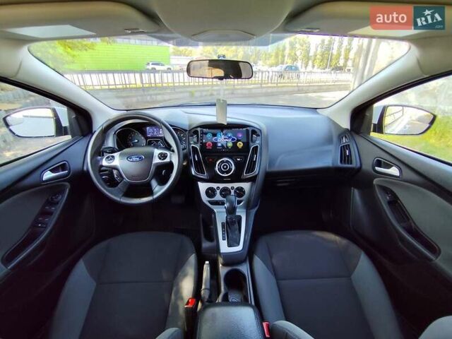 Белый Форд Фокус, объемом двигателя 2 л и пробегом 163 тыс. км за 7999 $, фото 21 на Automoto.ua