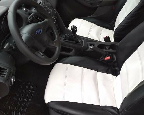 Білий Форд Фокус, об'ємом двигуна 1 л та пробігом 70 тис. км за 9500 $, фото 9 на Automoto.ua