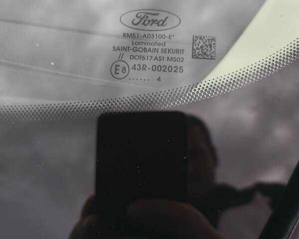 Форд Фокус 2014 в Каменское - Днепродзержинск на Automoto.ua Белый Форд Фокус, объемом двигателя 1 л и пробегом 142 тыс. км за 7800 $, фото 14 на Automoto.ua