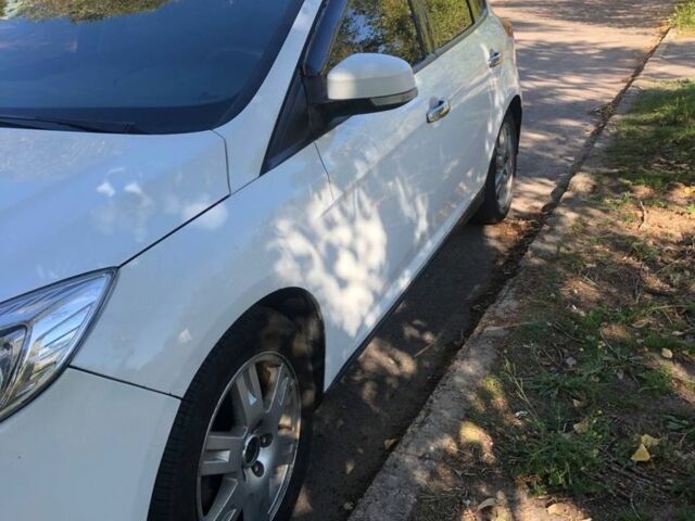 Білий Форд Фокус, об'ємом двигуна 1 л та пробігом 175 тис. км за 5999 $, фото 1 на Automoto.ua