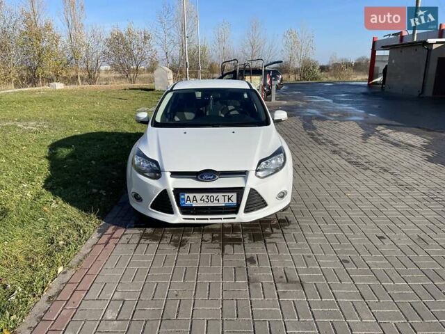 Белый Форд Фокус, объемом двигателя 1 л и пробегом 85 тыс. км за 7500 $, фото 4 на Automoto.ua