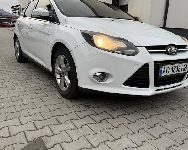 Белый Форд Фокус, объемом двигателя 1 л и пробегом 163 тыс. км за 5900 $, фото 8 на Automoto.ua