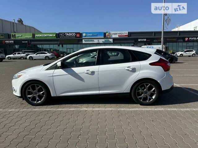 Белый Форд Фокус, объемом двигателя 2 л и пробегом 161 тыс. км за 8900 $, фото 1 на Automoto.ua