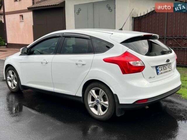 Білий Форд Фокус, об'ємом двигуна 1 л та пробігом 147 тис. км за 6999 $, фото 6 на Automoto.ua