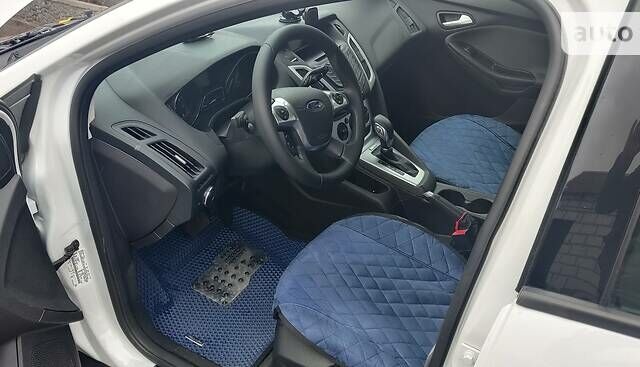 Білий Форд Фокус, об'ємом двигуна 2 л та пробігом 188 тис. км за 7900 $, фото 9 на Automoto.ua