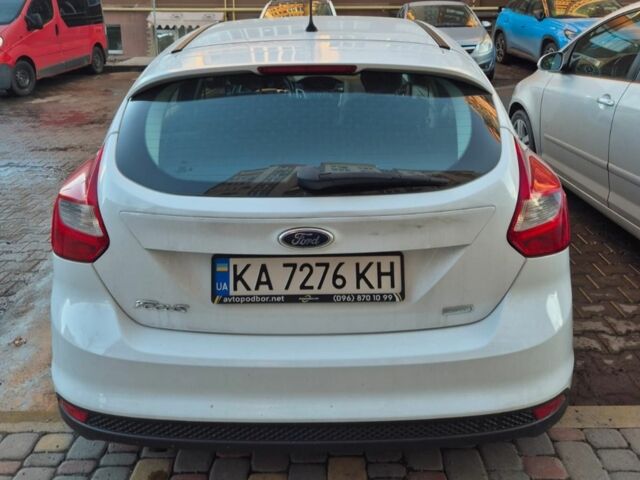 Білий Форд Фокус, об'ємом двигуна 1 л та пробігом 195 тис. км за 5399 $, фото 4 на Automoto.ua