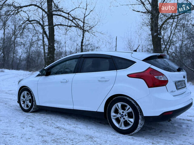 Білий Форд Фокус, об'ємом двигуна 1 л та пробігом 55 тис. км за 7900 $, фото 4 на Automoto.ua