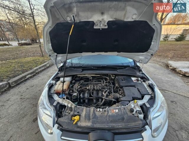 Білий Форд Фокус, об'ємом двигуна 1.6 л та пробігом 98 тис. км за 6900 $, фото 39 на Automoto.ua