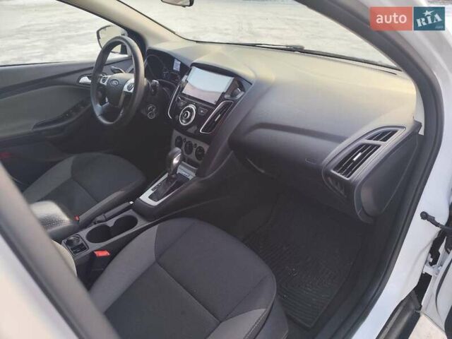 Білий Форд Фокус, об'ємом двигуна 2 л та пробігом 163 тис. км за 8500 $, фото 13 на Automoto.ua